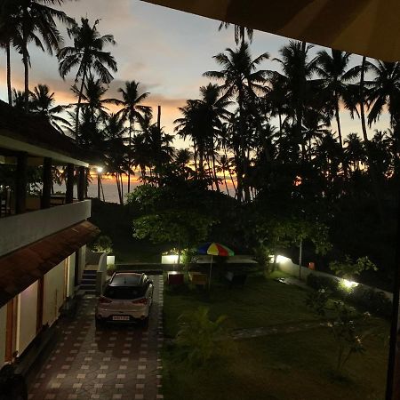 Royal Kazbay Beach Resort Varkala Bagian luar foto