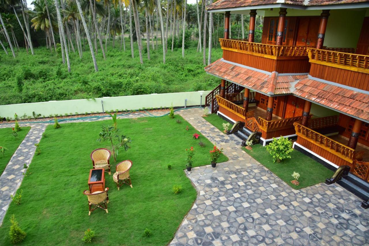 Royal Kazbay Beach Resort Varkala Bagian luar foto