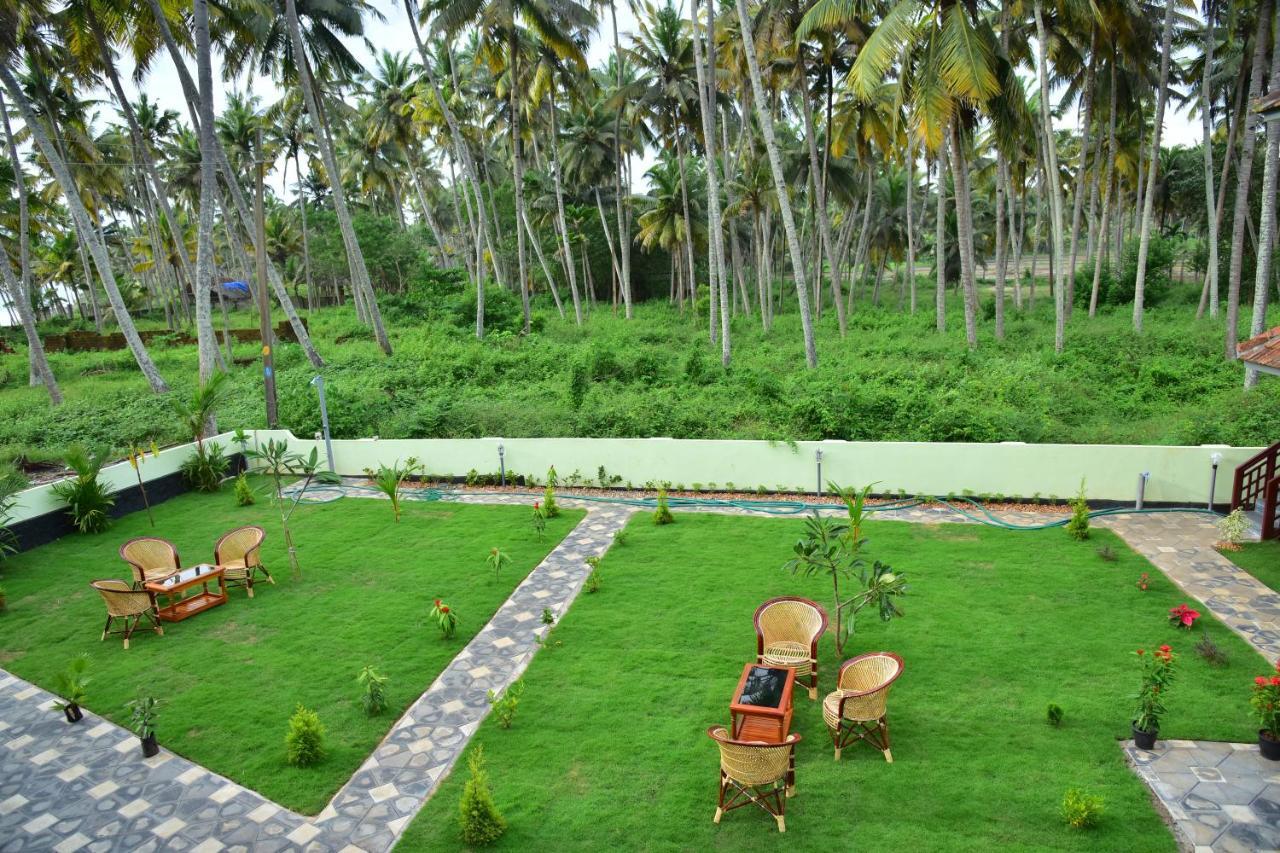 Royal Kazbay Beach Resort Varkala Bagian luar foto