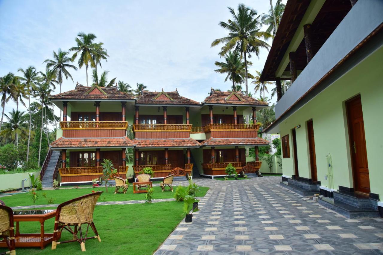 Royal Kazbay Beach Resort Varkala Bagian luar foto