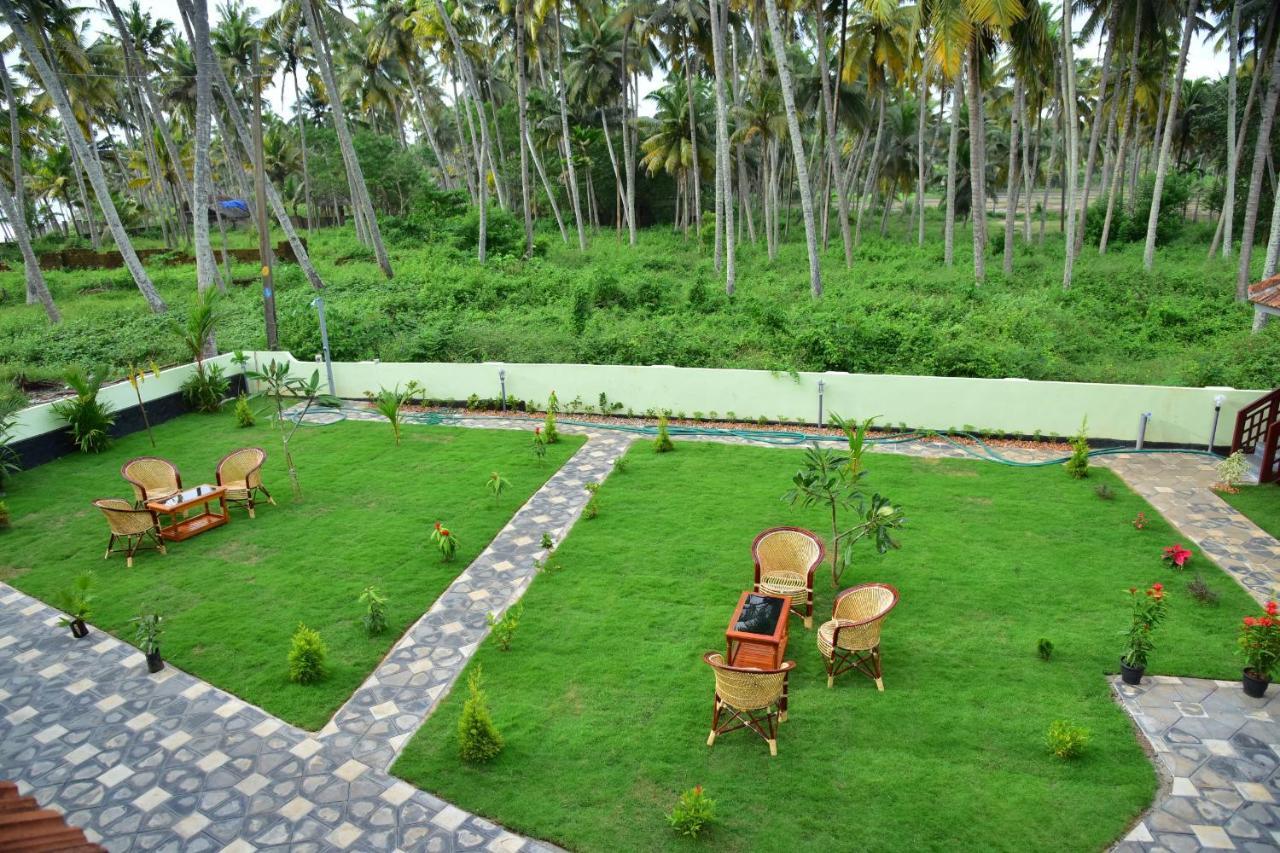 Royal Kazbay Beach Resort Varkala Bagian luar foto